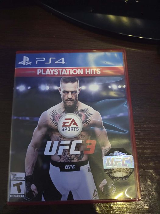 Gra na ps4 UFC..
