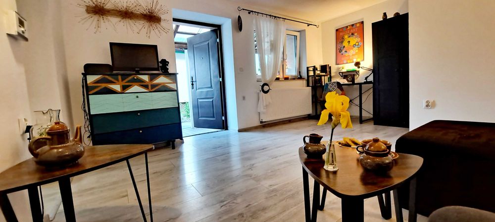 Dom całoroczny + Apartament z prywatnym wejściem