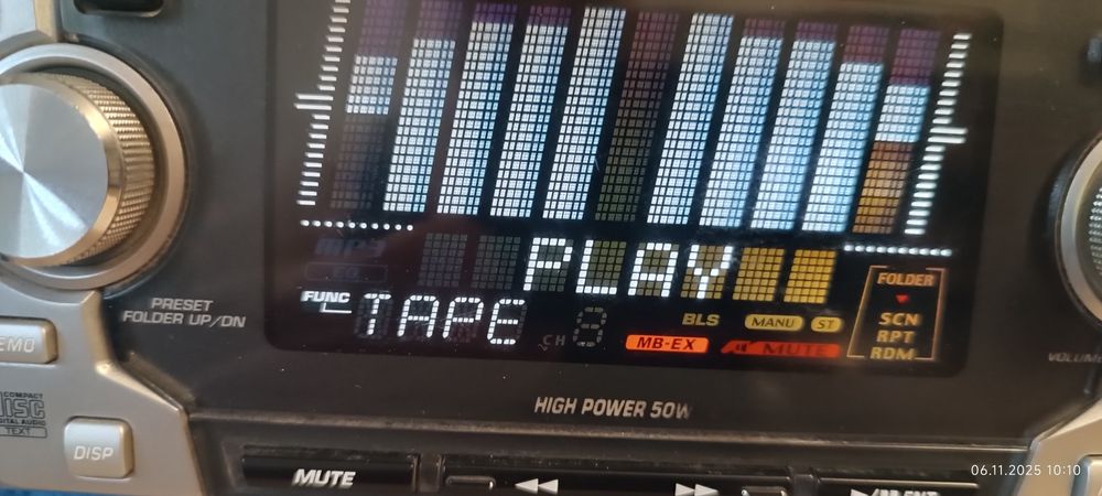 Магнитола Clarion adb341mp