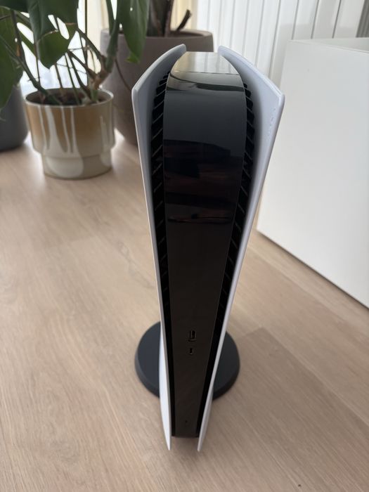 PlayStation 5 digital 825GB c/ headphones oficiais Sony