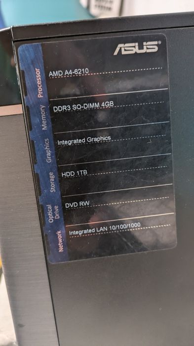 Torre ASUS AMD A4-6210