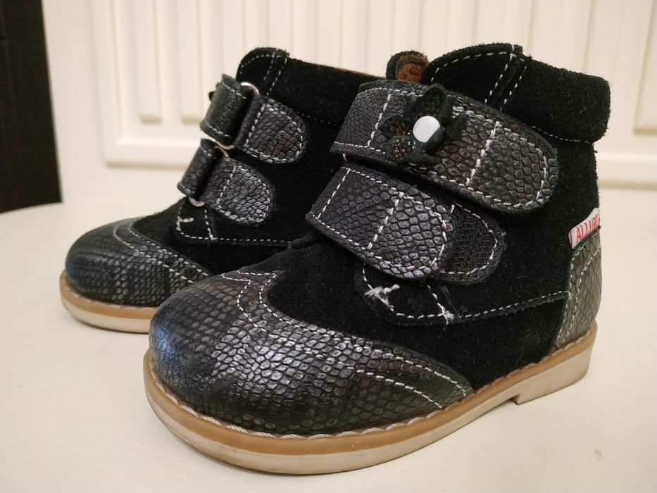 Демисезонные ортопедические ботинки