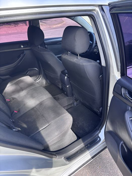 Toyota avensis 2.0