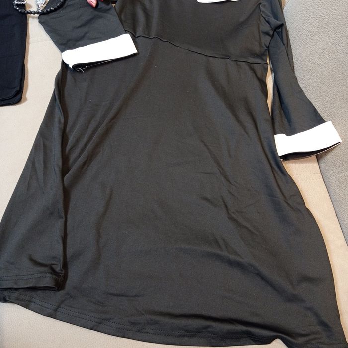 Sukienka strój przebranie Wednesday łapka r.122-128