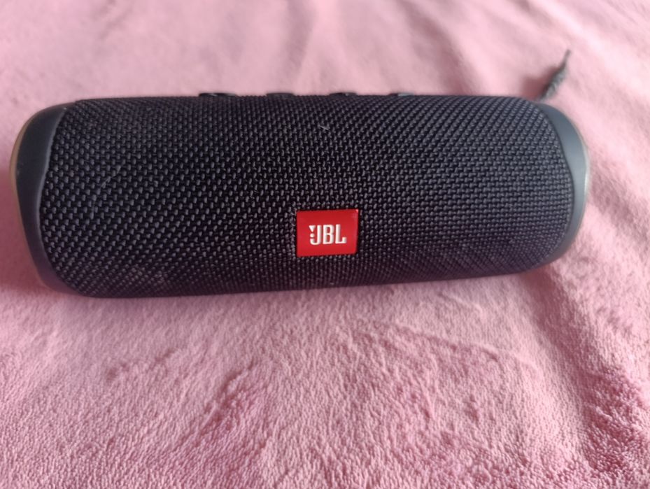Портативна колонка  JBL Flip Essential 2