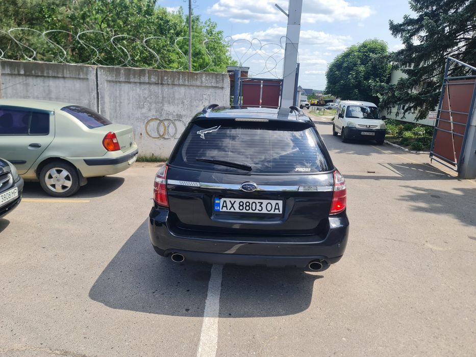 Продам автомобиль 2006