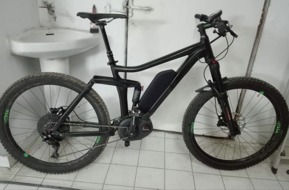 Bicleta eletrica Cube Stereo