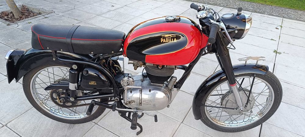 Moto Parilla 175cc Lusso Veloce