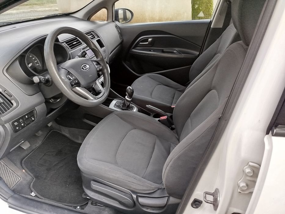 Rio 1.1 crdi 5 lugares ac troca