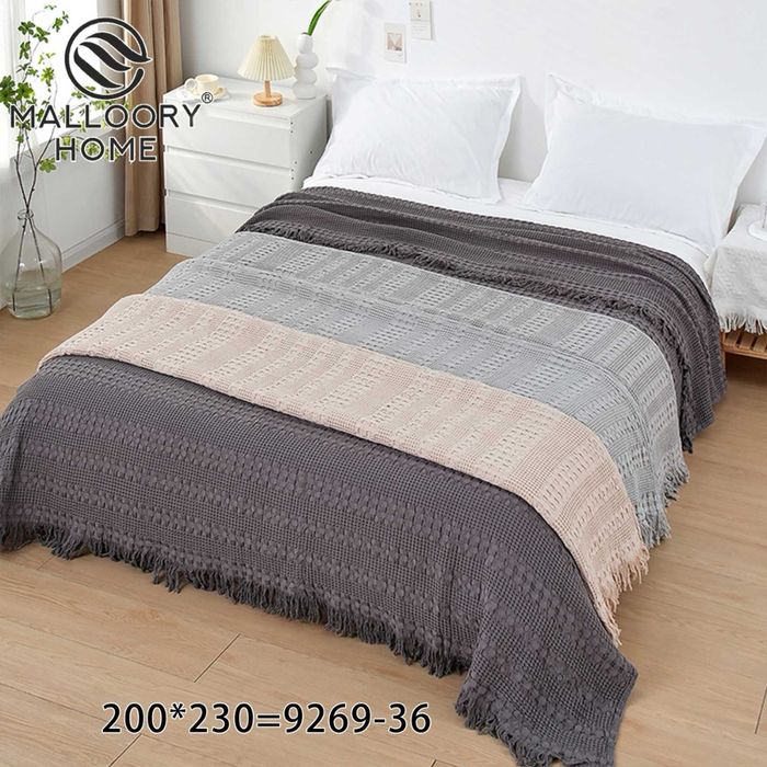 Однотонні натуральні накидки вафельні-шовкові покривала на ліжко