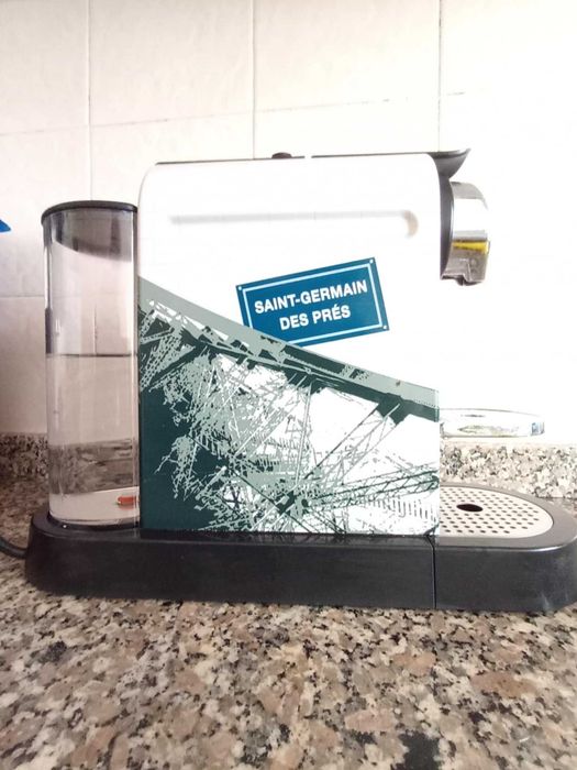 Máquina de Café Expresso Krups Nespresso CitiZ