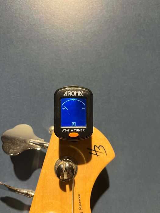 Zestaw gitara basowa + wzmacniacz