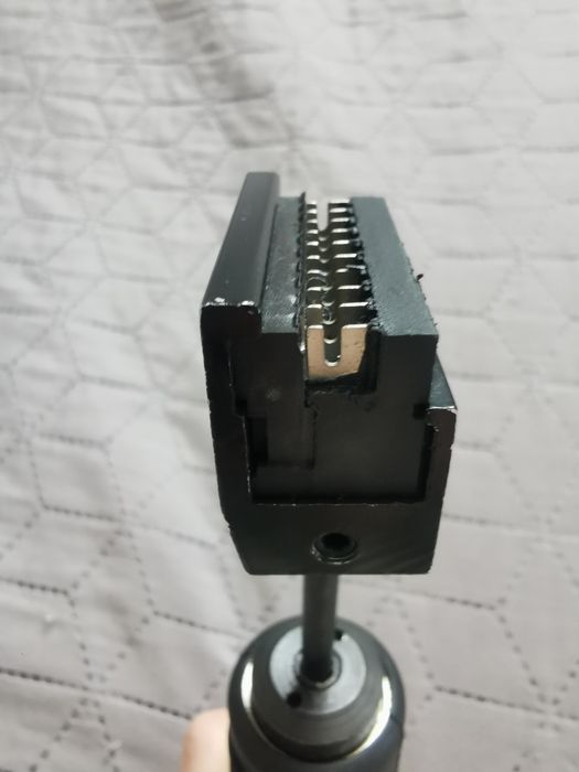 Кроновський ключ для кабелів