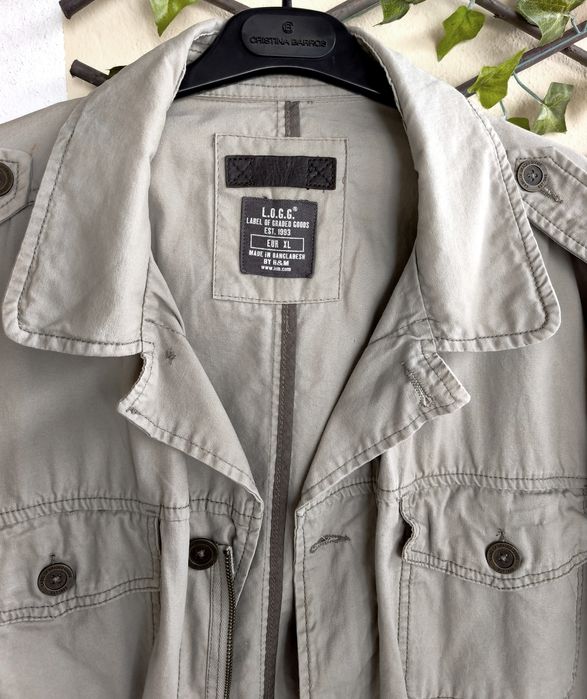 Parka casaco de ganga novo xxl em bege
Pvp~47eur
Vendo por falta de us