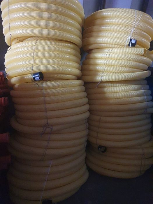 Труба дренажна  100 мм SN 4 колодязі ревізійні