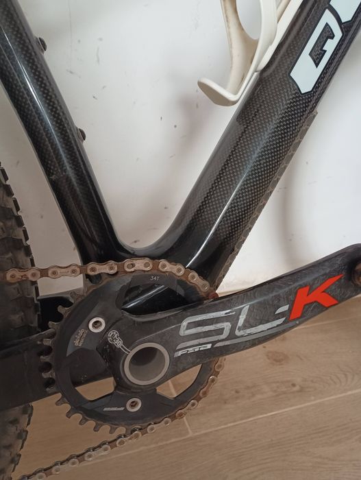 Bicicleta btt carbono 12x1 velocidade  aceito trocas