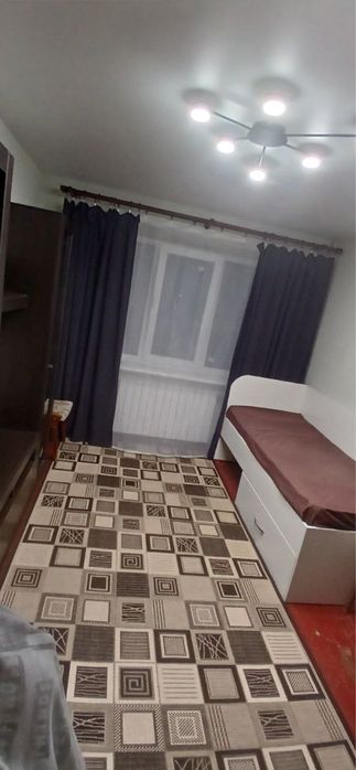 Здавм кімнату для дівчини