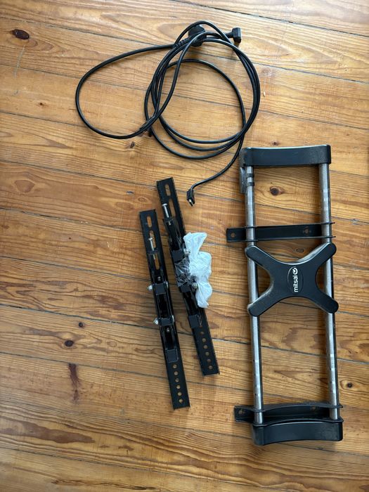Televisao LG 42 polegadas com suporte de parede