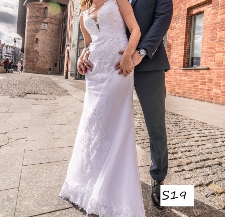 Suknia ślubna cel charytatywny z sercem do ołtarza