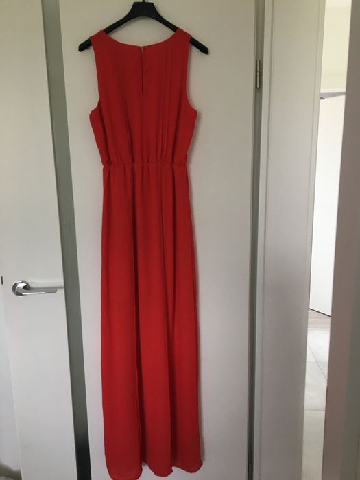 Sukienka Reserved rozmiar 36. Sukienka elegancka, sukienka czerwona.