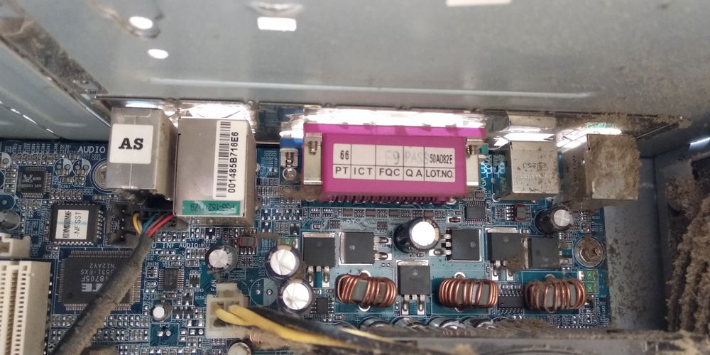 No3 komputery PC za czasów Windows XP Intel amd Pioneer HP DVD akcesor