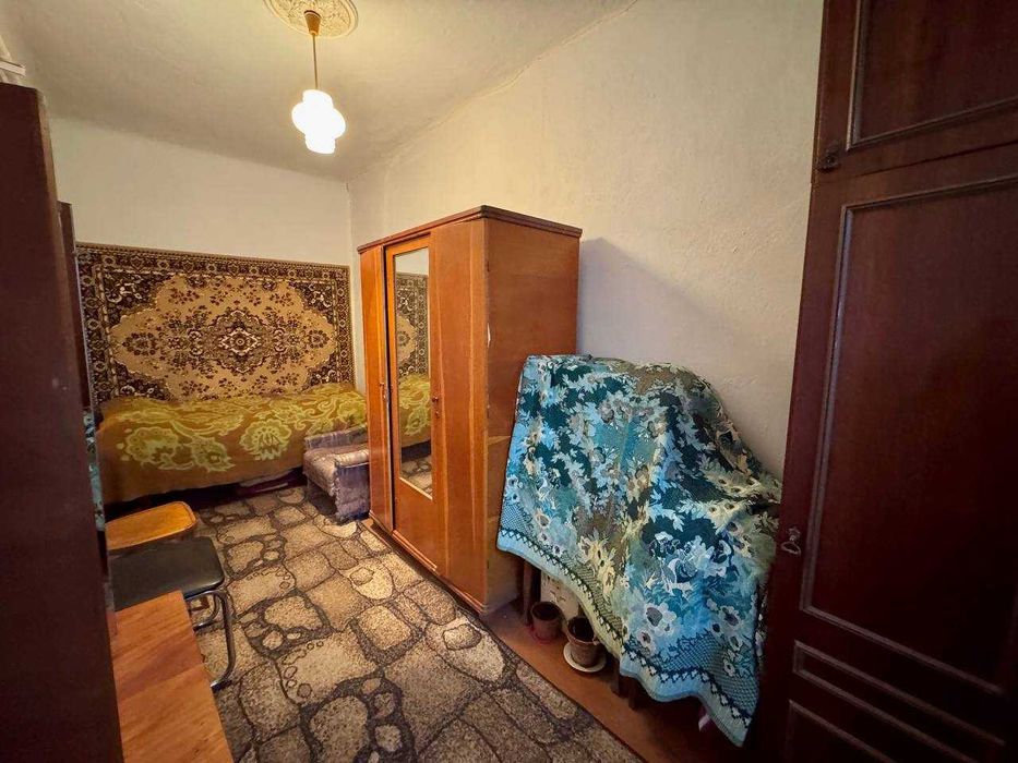 продаю частину будинку на 6й Інгульській