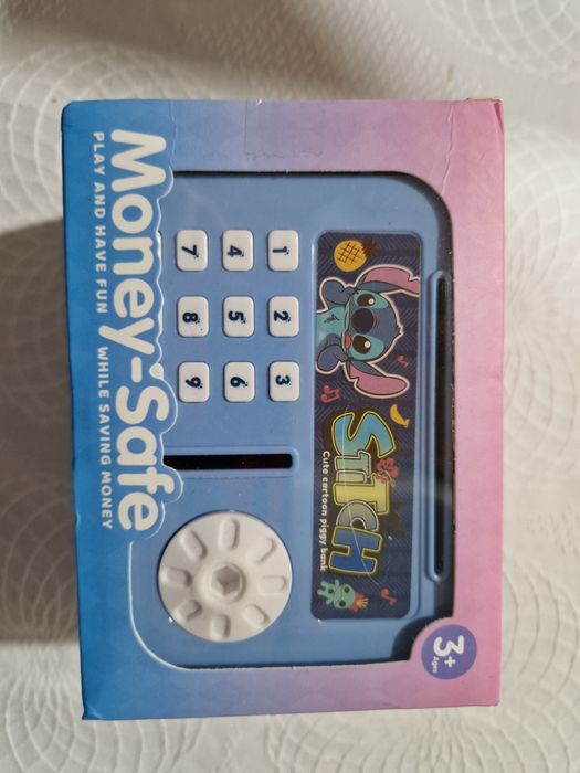 Mealheiro Disney Stitch com Fechadura.  Novo