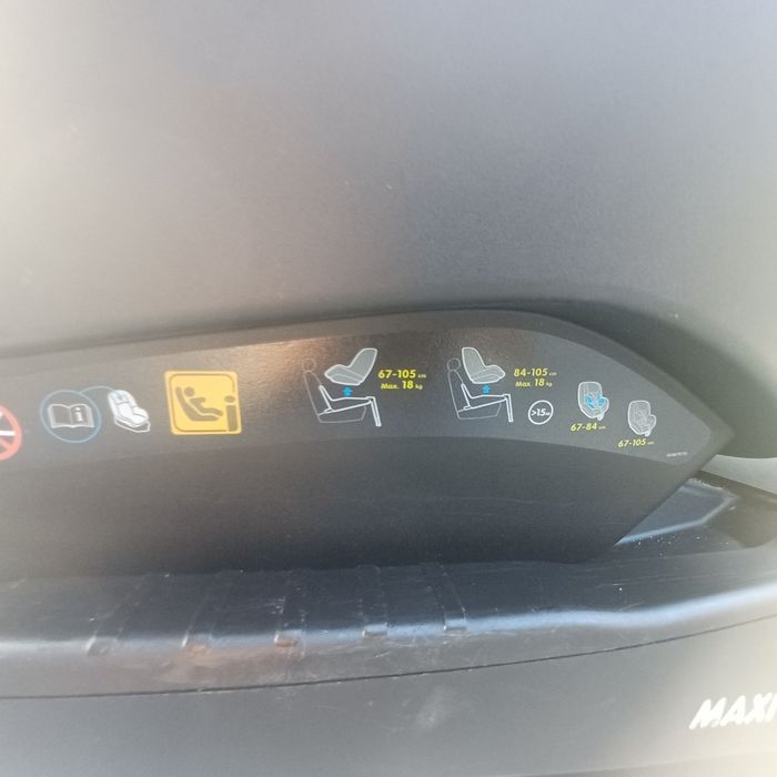 Fotelik Maxi Cosi Pearl Pro 2 z bazą Family Fix 3