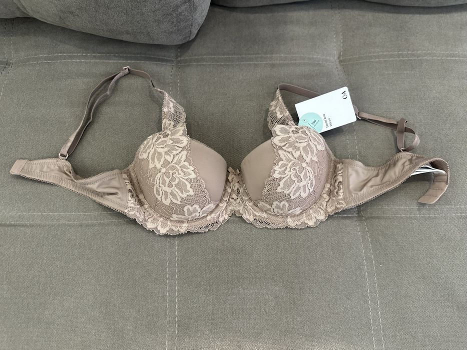 Бюстгальтер 80В, фірми C&A