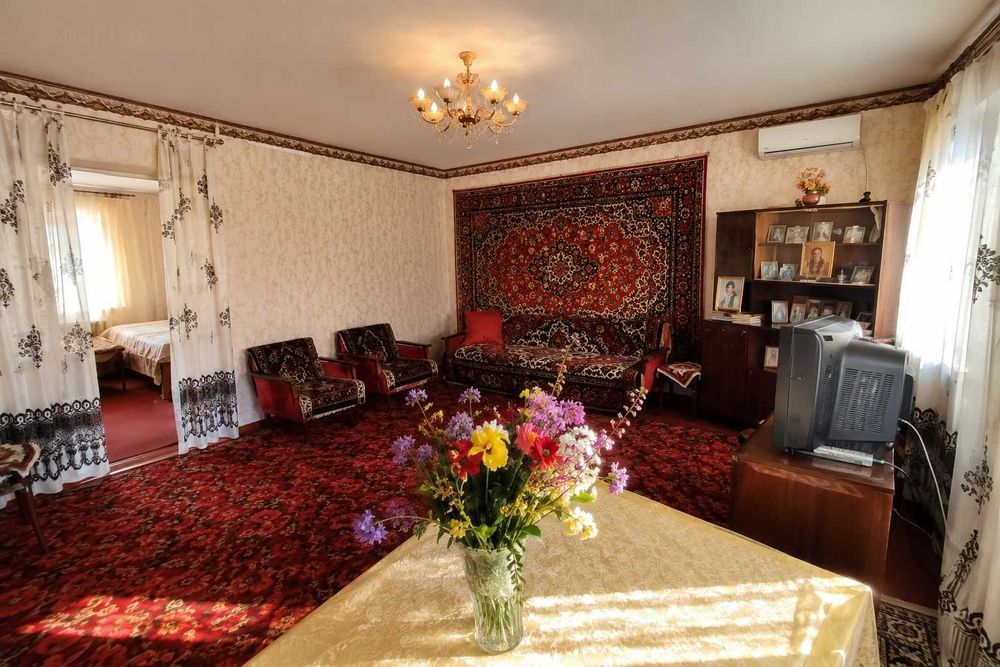 Продається будинок в селі Лозоватка