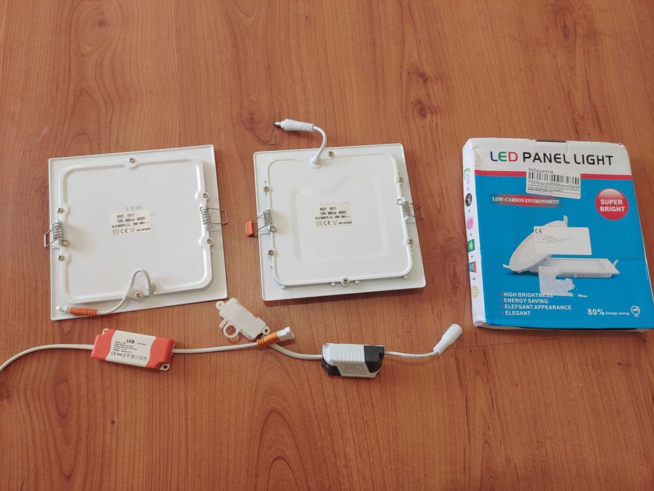 3 Painéis LED quadrados de embutir