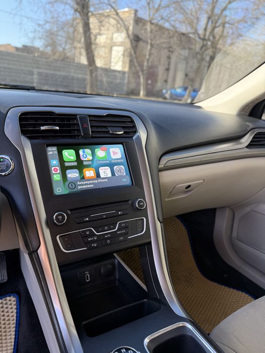 Ford Fusion Hybrid 2017 SE