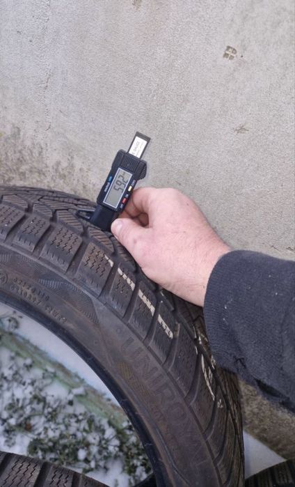 Opony zimowe 215/40 R 18