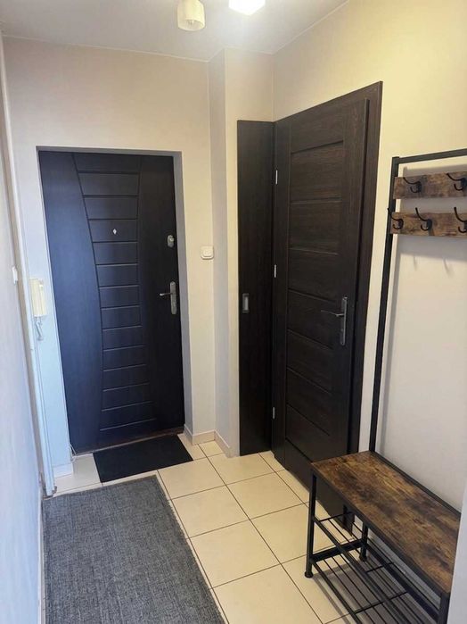 Legnicka 26 | 37m² 2 pokoje | 5/10 cichy koniec korytarza | 2 windy