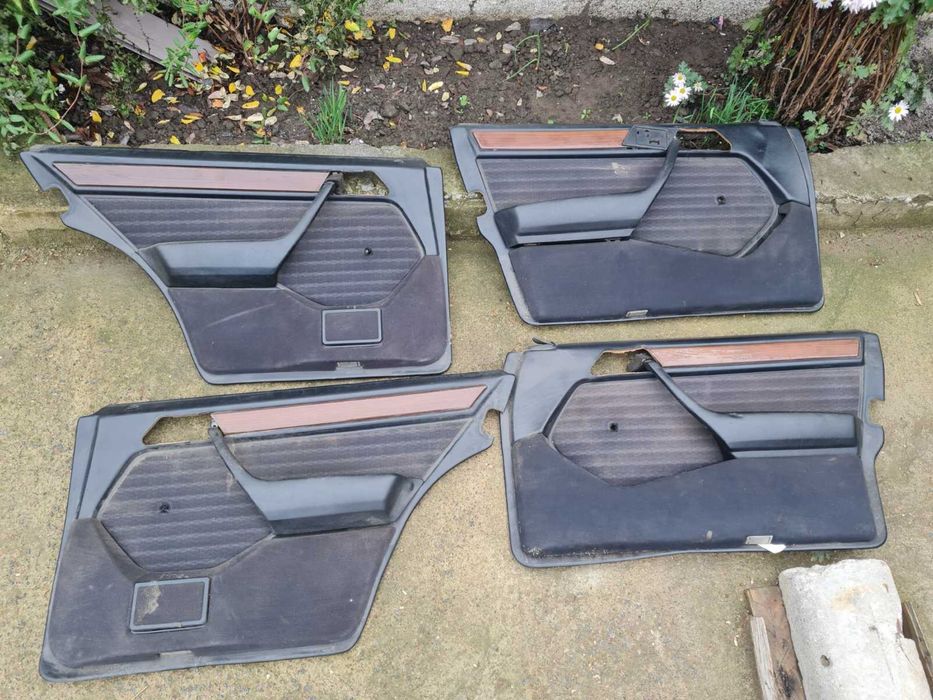 Карти мерседес 124