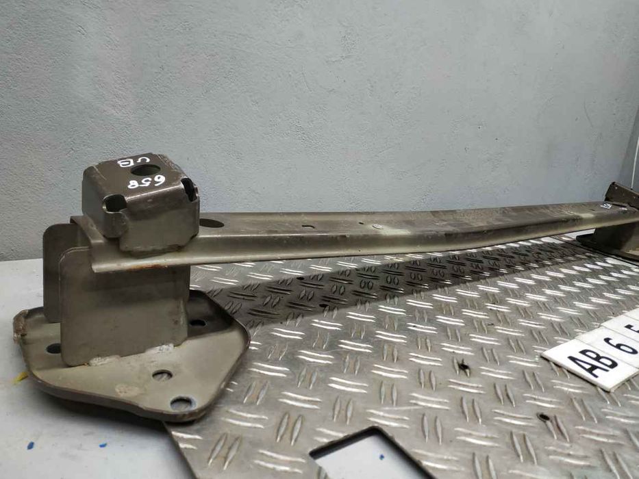 Mitsubishi Eclipse Cross 2017- підсилювач бампера зад UB0658 6410D224