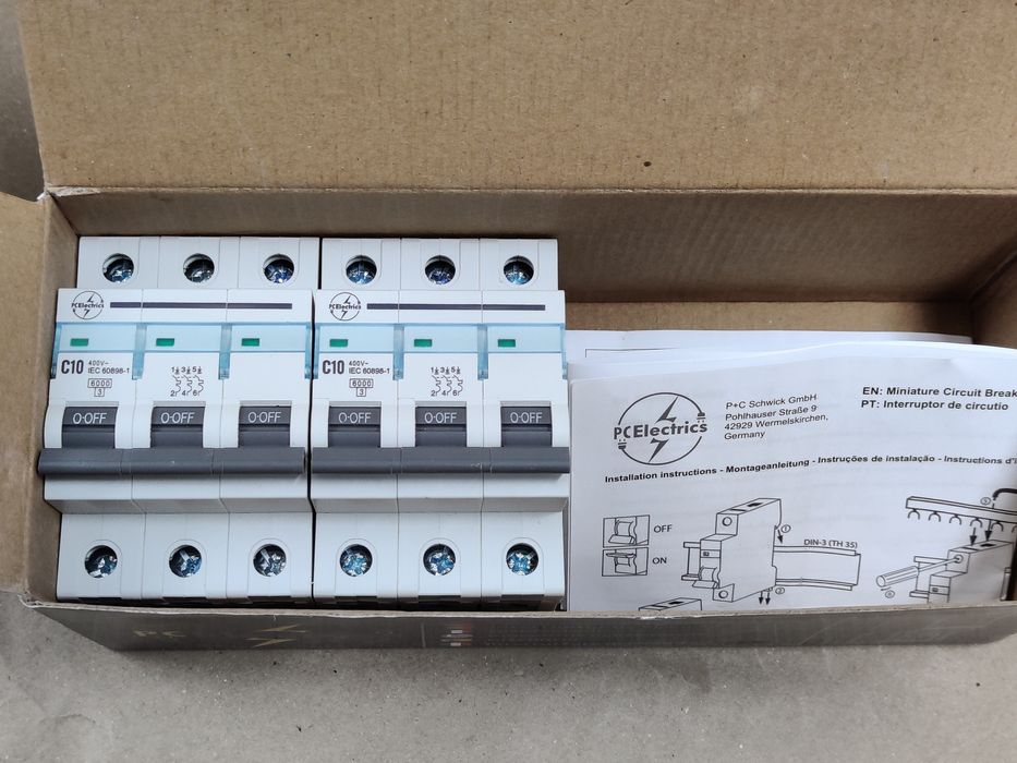 Disjuntor trifásico 10 amperes novo