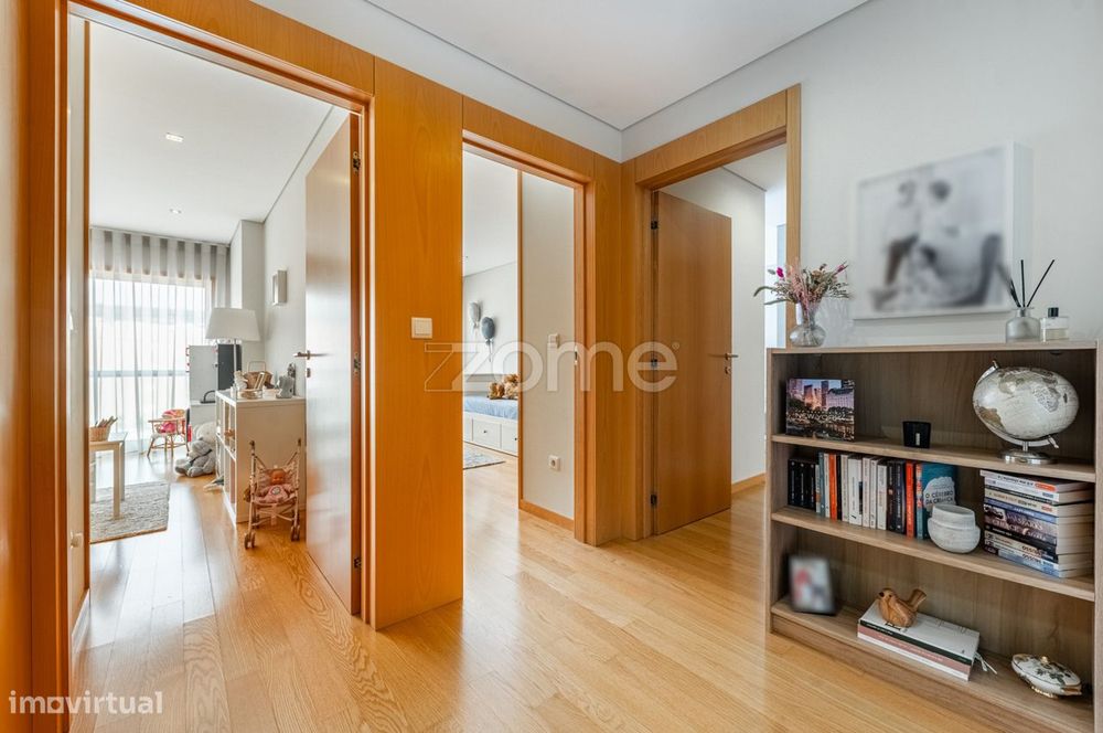 Apartamento T3 Nogueira (Braga ) — Nogueira, Fraião E Lamaçães, Braga