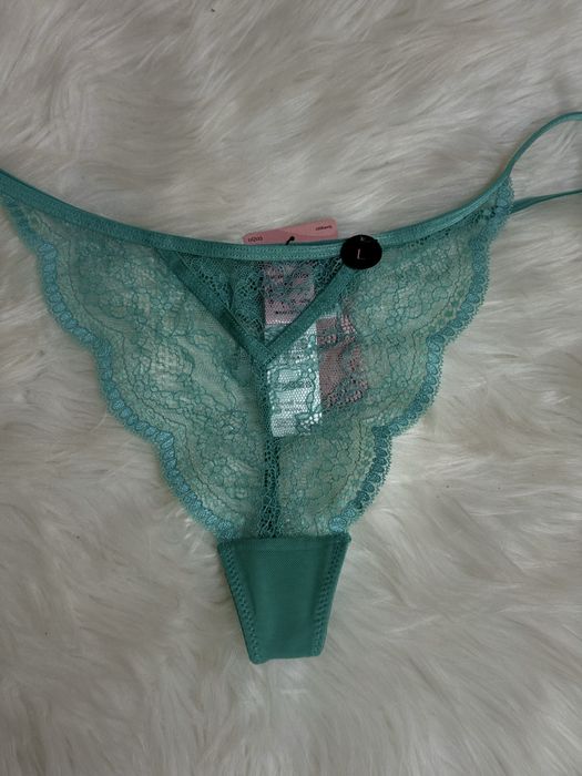 Білизна Hunkemöller — нова, бюстгальтери 80D/80E, труси L