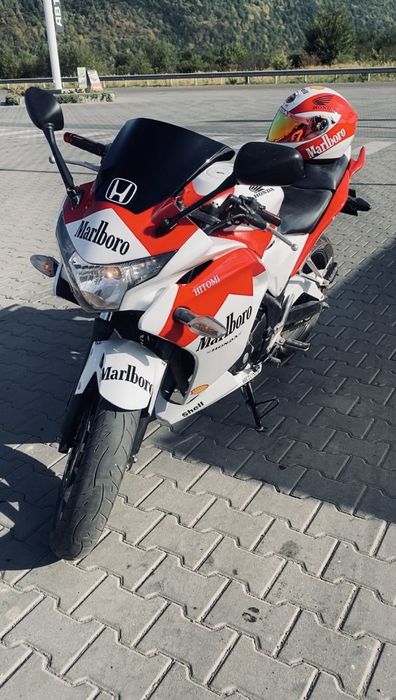 Honda CBR 250R Marlboro