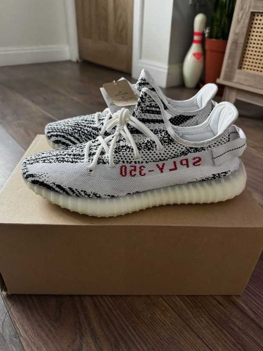 adidas_Yeezy_Boost_350_V2_Zebr R.41