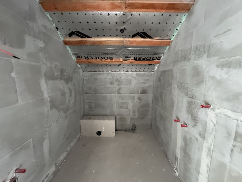 Продам чистовий будинок у Зарванцях. Газ