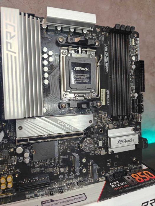 Материнська плата ASRock B850 Pro RS Wifi (AM5) 7000-9000 Серія AMD