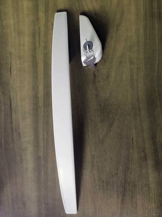 Ручка з замком на морозильний лар камеру з глухою кришкою