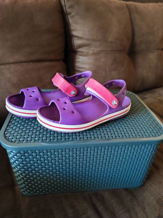 Crocs  сандалии детские