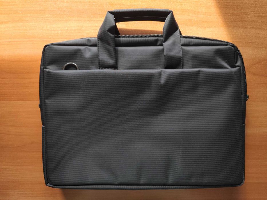 сумка для ноутбука 15.6" RIVACASE Central 8231 чорна