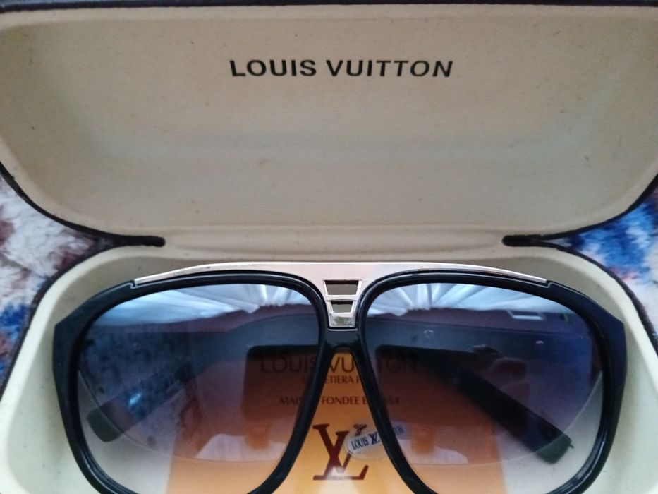 Louis Vuitton, Б/у