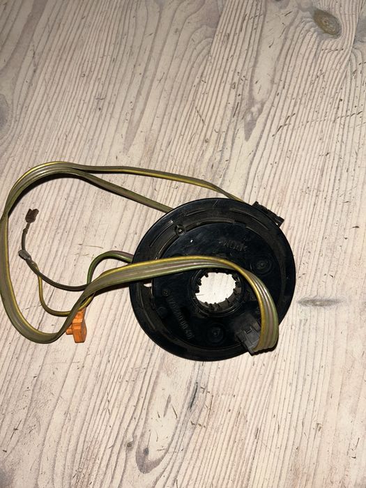 Підрулевий шлейф , кільце, Мерседес E-124