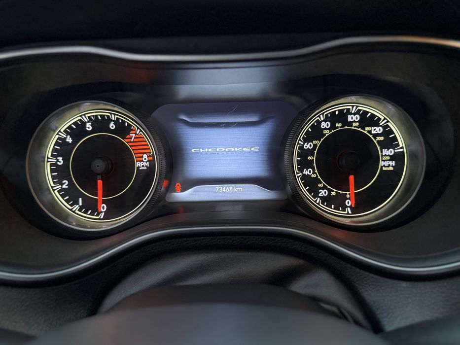 JEEP CHEROKEE 2022 р. 3.2