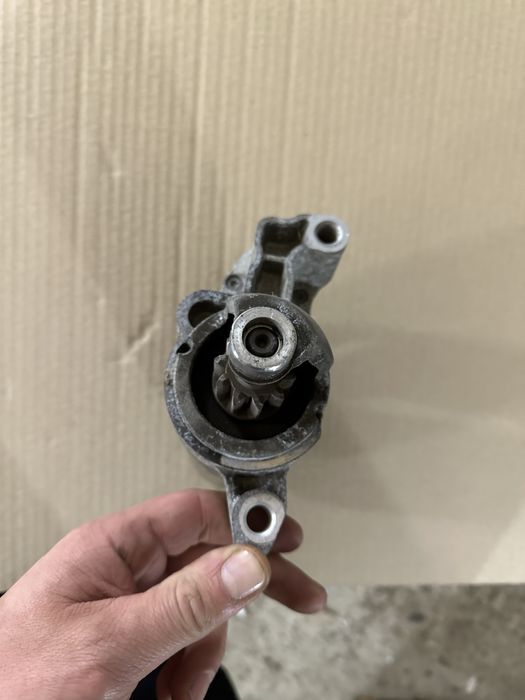 Стартер audi 03l911021,bosch 0001115082